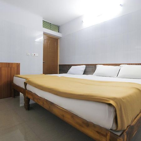 Hotel O Jks Deluxe Lodge Udaiyarpalaiyam Zewnętrze zdjęcie