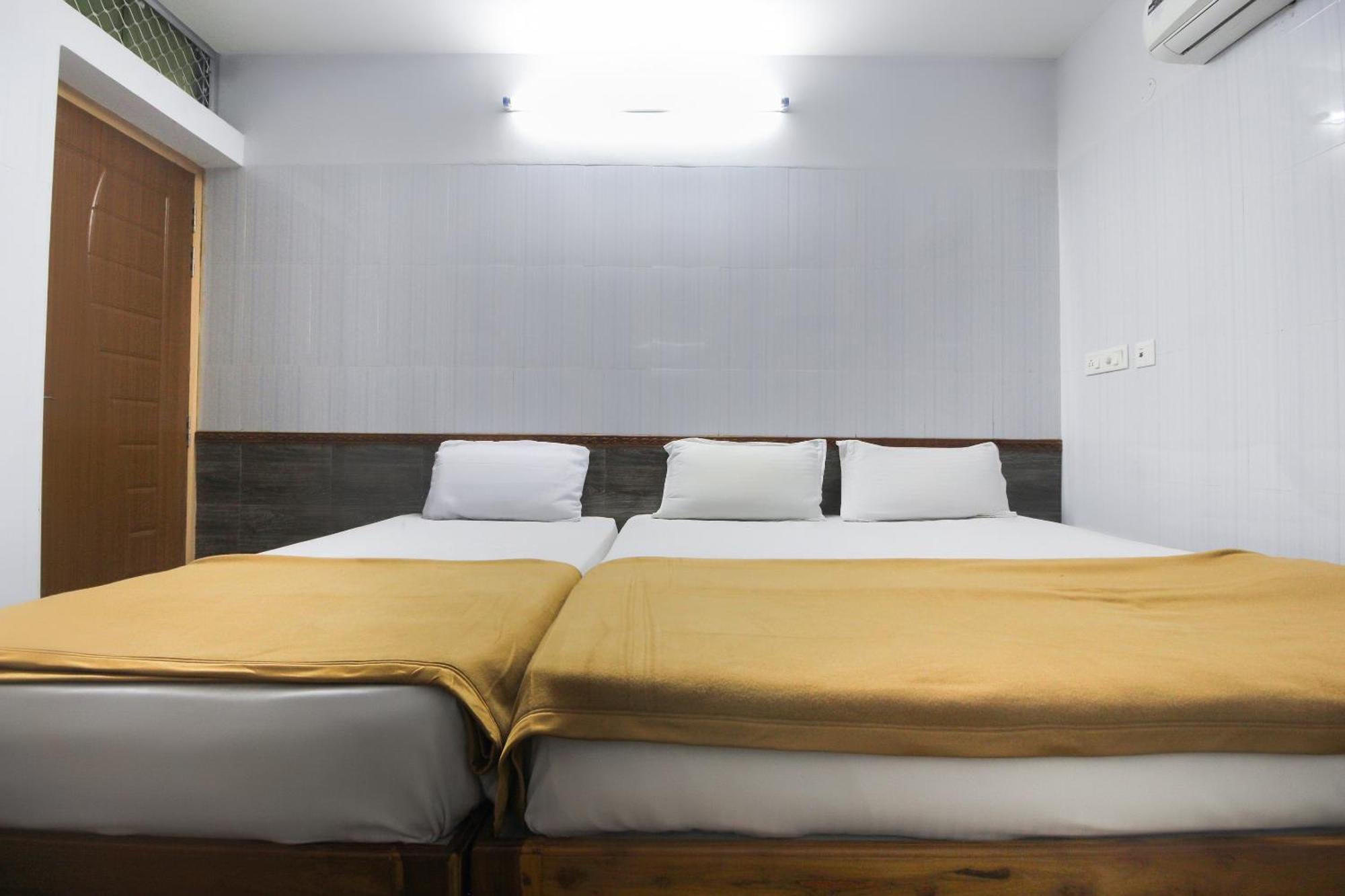 Hotel O Jks Deluxe Lodge Udaiyarpalaiyam Zewnętrze zdjęcie